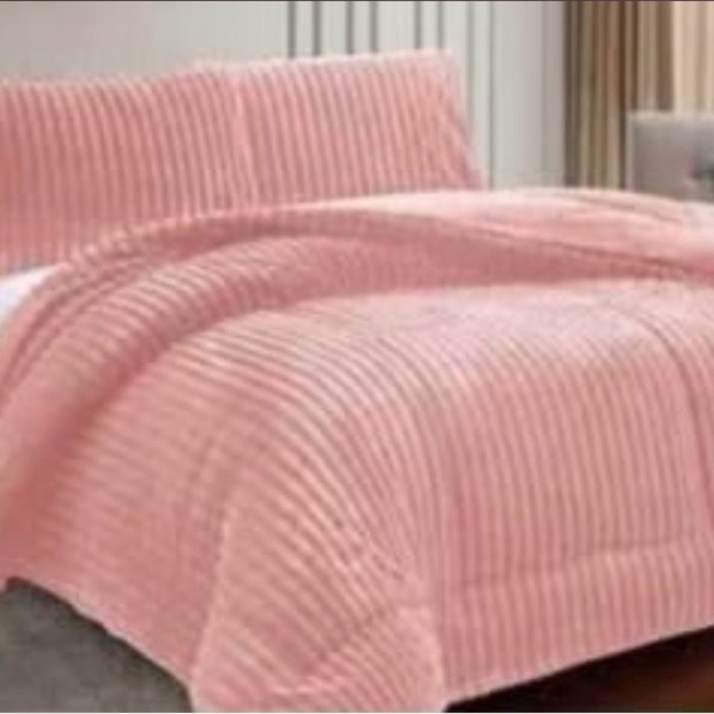 Elegant Charcoal Comforter Set - Picture 3 of 5